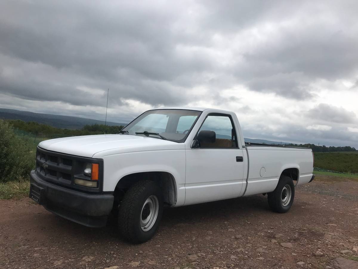 Chevrolet-gmt-400-12-8-bed-1-owner-50k-1990-white-8