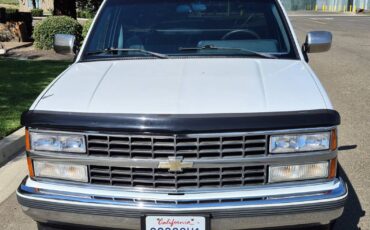 Chevrolet-gmt-400-12-ton-nominal-1990-white-1
