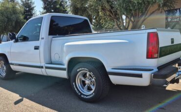 Chevrolet-gmt-400-12-ton-nominal-1990-white-10