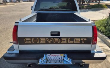 Chevrolet-gmt-400-12-ton-nominal-1990-white-13