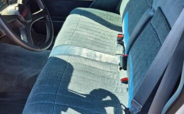Chevrolet-gmt-400-12-ton-nominal-1990-white-16