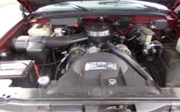 Chevrolet-gmt-400-12-ton-nominal-1993-red-6
