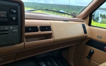 Chevrolet-gmt-400-12-w8-bed-50k-1-owner-1990-white-18