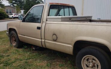 Chevrolet-gmt-400-34-ton-nominal-1988-custom-1