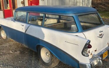 Chevrolet-handyman-210-wagon-1956