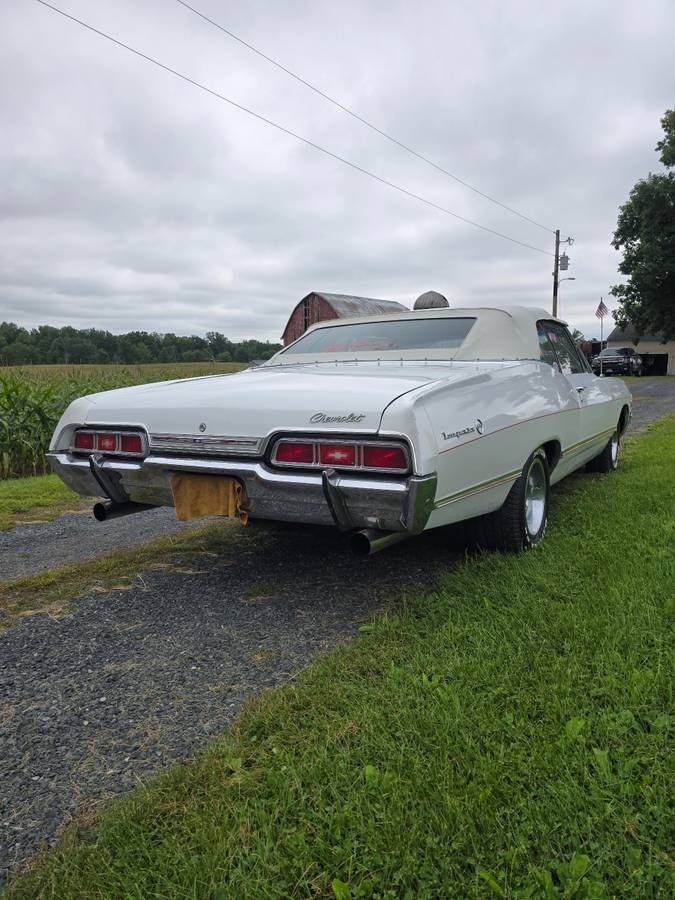 Chevrolet-impala-1967-white-2