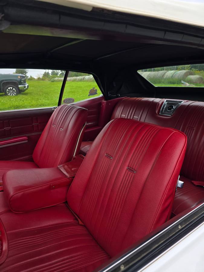 Chevrolet-impala-1967-white-5