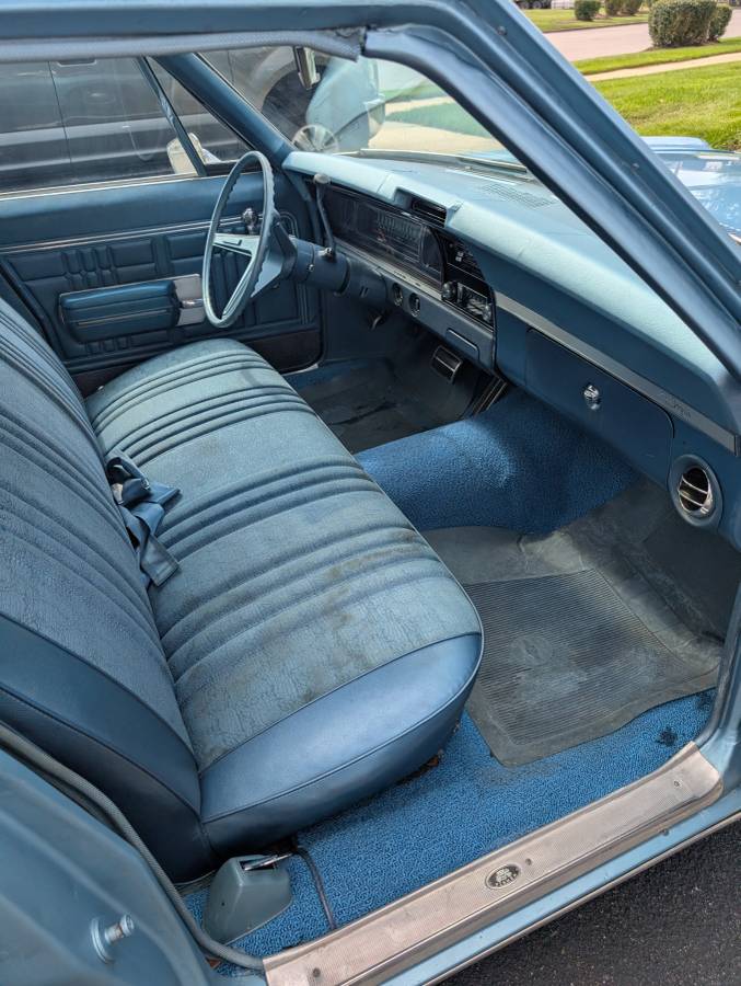Chevrolet-impala-1968-blue-16