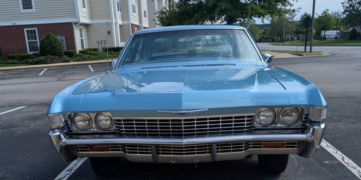 Chevrolet-impala-1968-blue-2