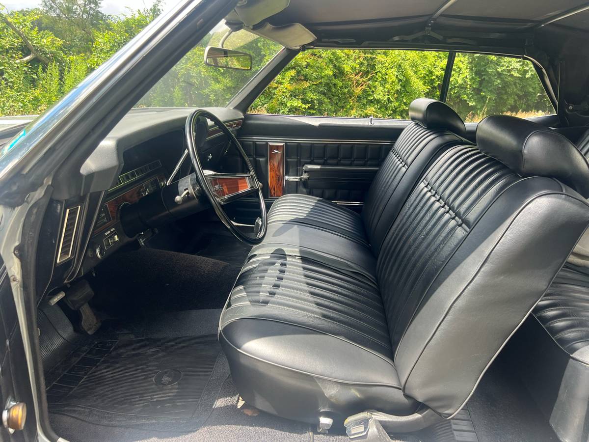 Chevrolet-impala-1970-silver-12