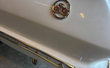 Chevrolet-impala-ss-1963-white-16