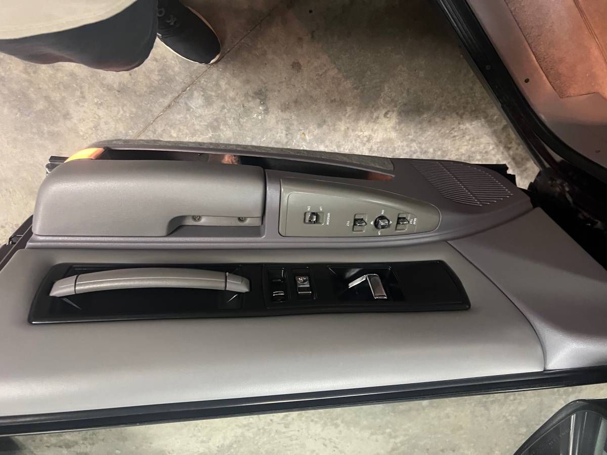 Chevrolet-impala-ss-1995-purple-9