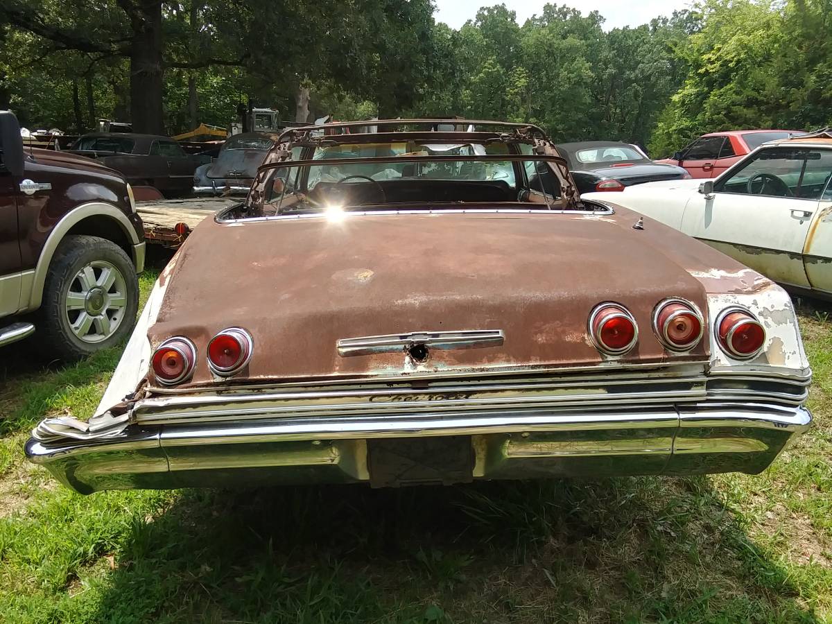 Chevrolet-impala-ss-convertible-1965-white-13