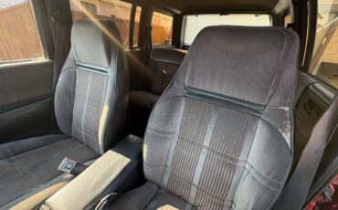 Chevrolet-jimmy-s-10-blazer-1991-red-5