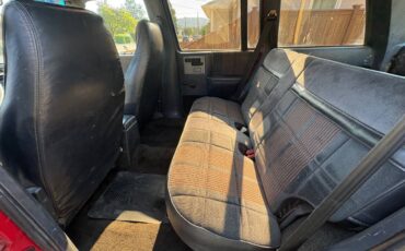Chevrolet-jimmy-s-10-blazer-1991-red-6