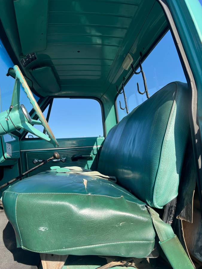 Chevrolet-k10-1968-22