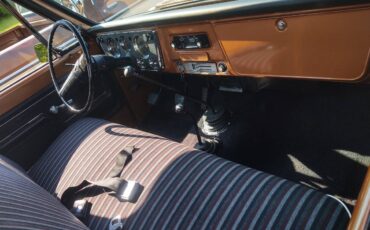 Chevrolet-k10-1972-custom-1