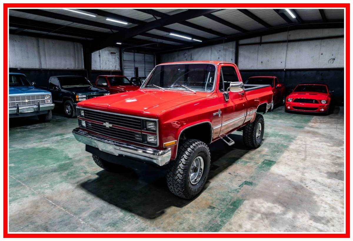 Chevrolet-k10-1984-red