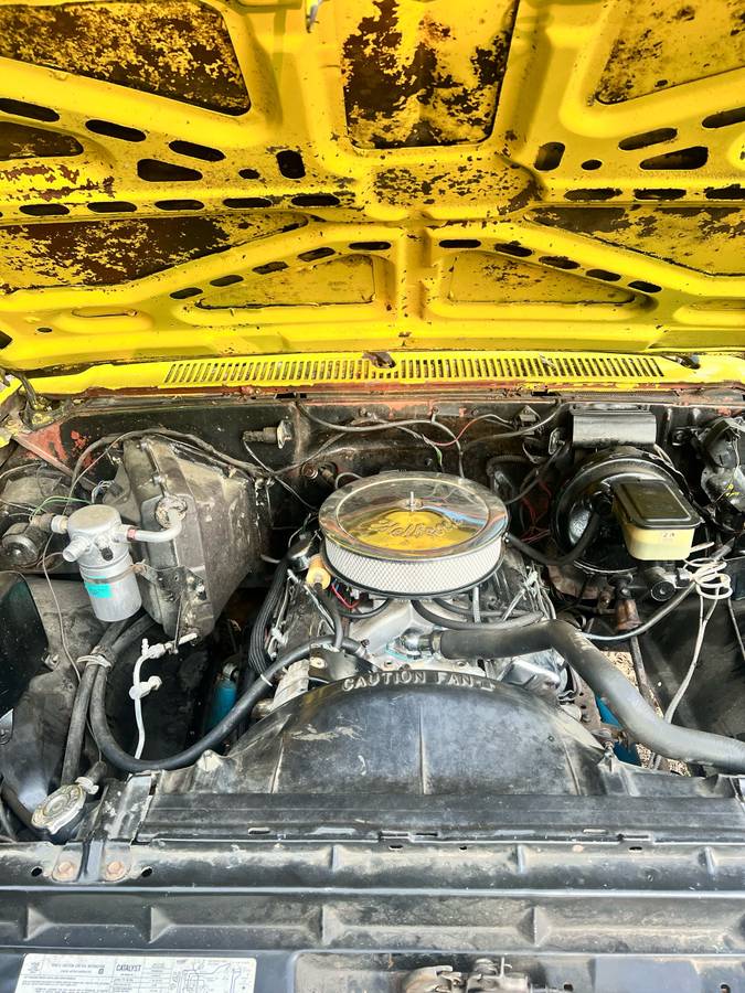 Chevrolet-k10-1986-yellow-2