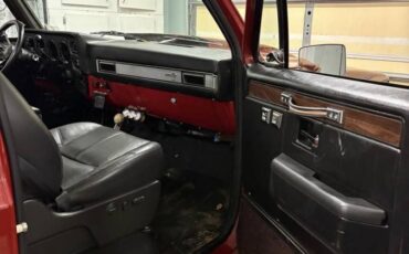 Chevrolet-k10-pickup-12-ton-xl-1984-red-6