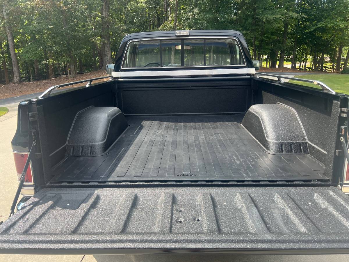 Chevrolet-k10-silverado-1986-15