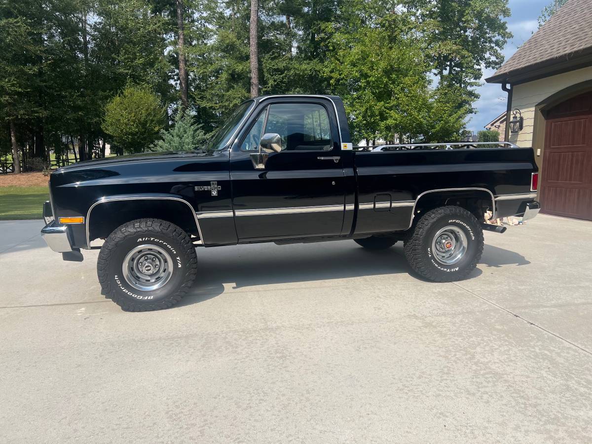 Chevrolet-k10-silverado-1986-17