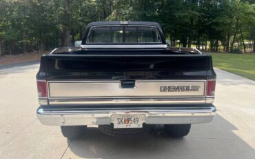 Chevrolet-k10-silverado-1986-18