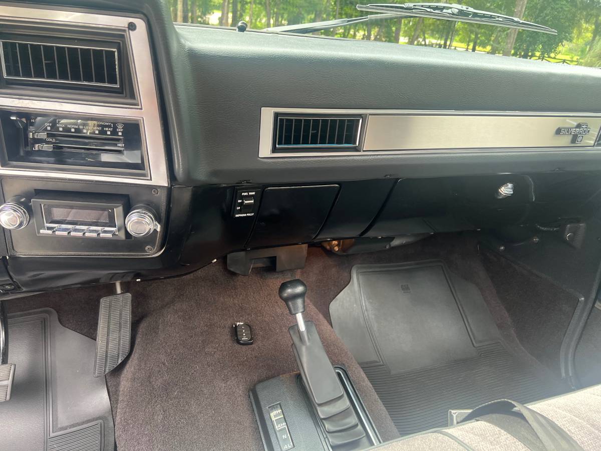 Chevrolet-k10-silverado-1986-20