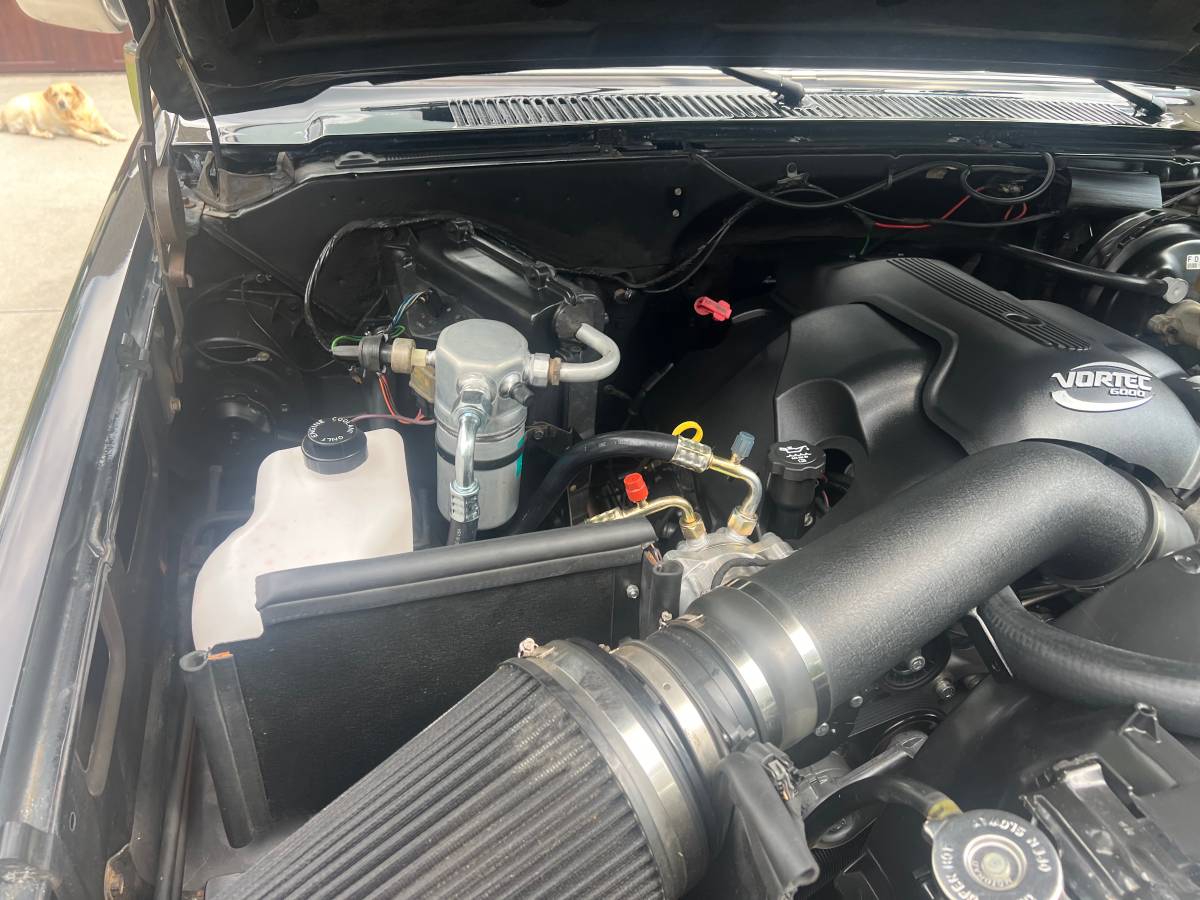 Chevrolet-k10-silverado-1986-22