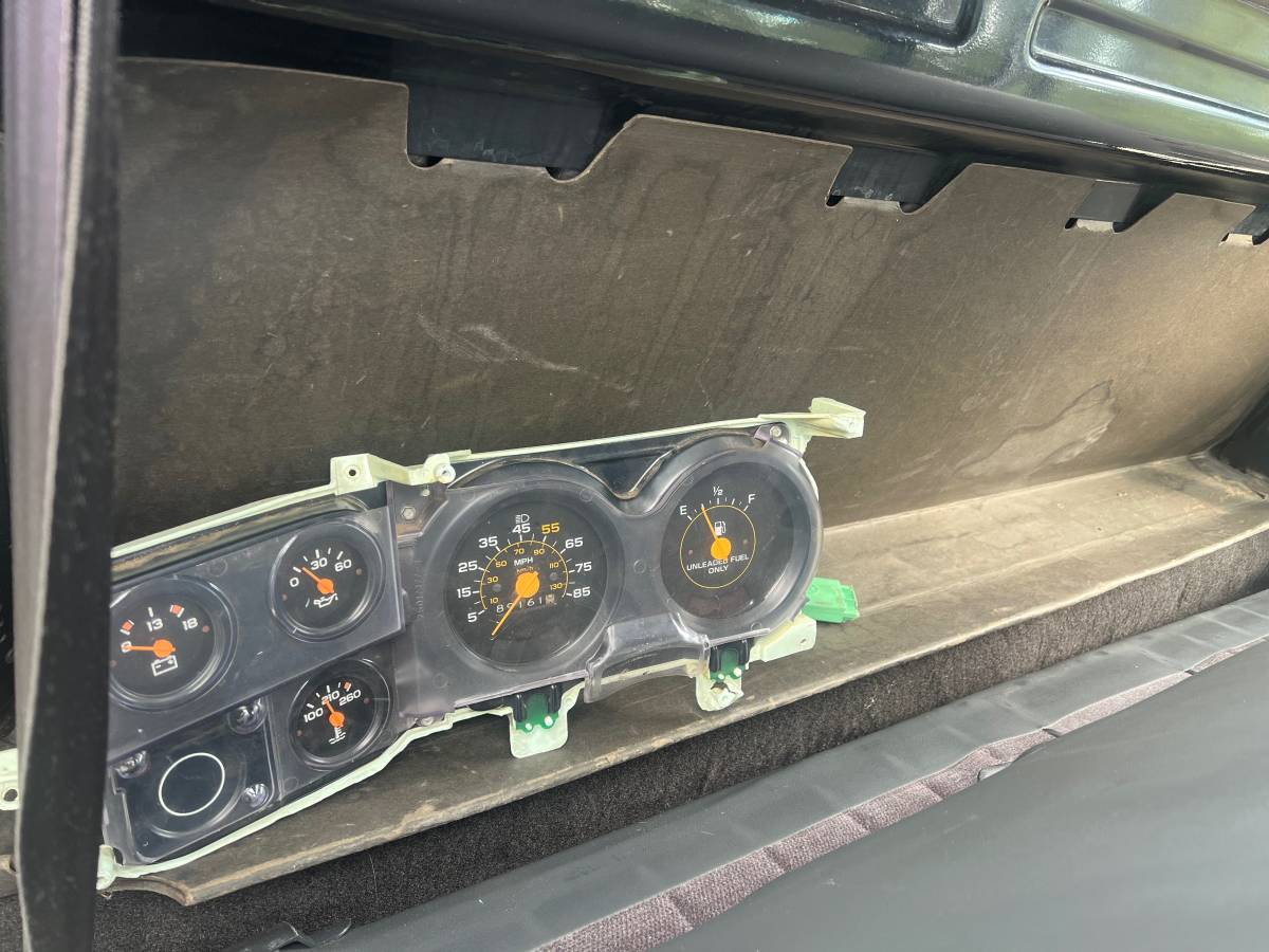 Chevrolet-k10-silverado-1986-23