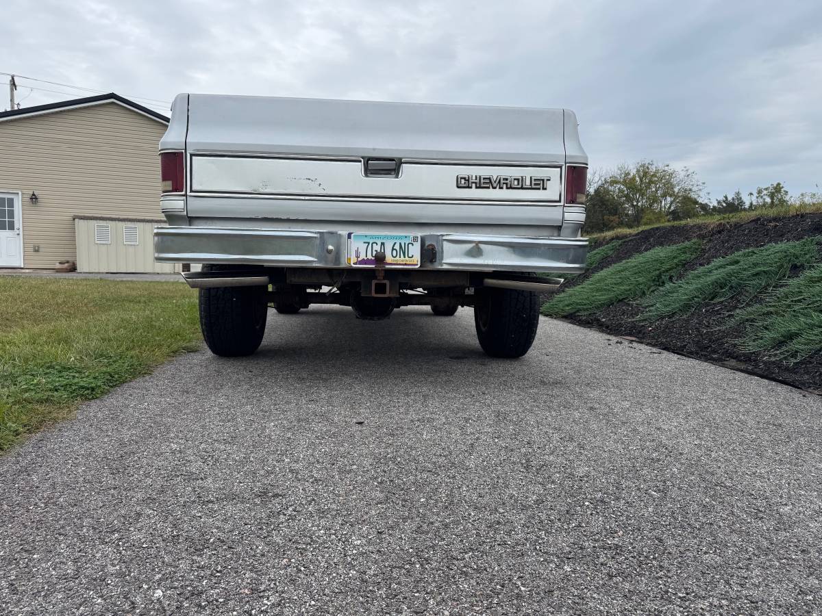 Chevrolet-k10-silverado-1986-9