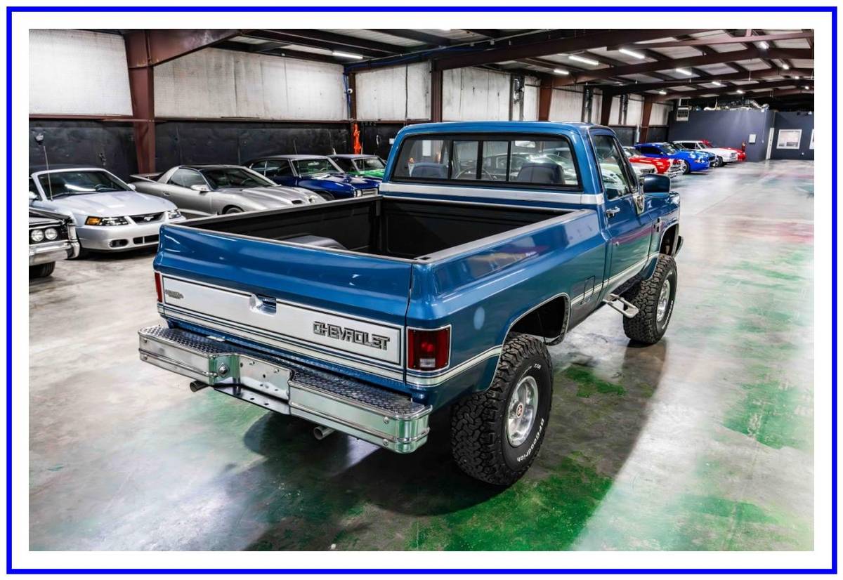 Chevrolet-k10-silverado-1987-blue-9