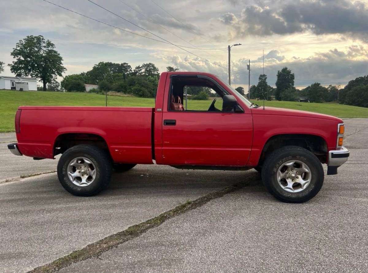 Chevrolet-k10-silverado-1992-red-2