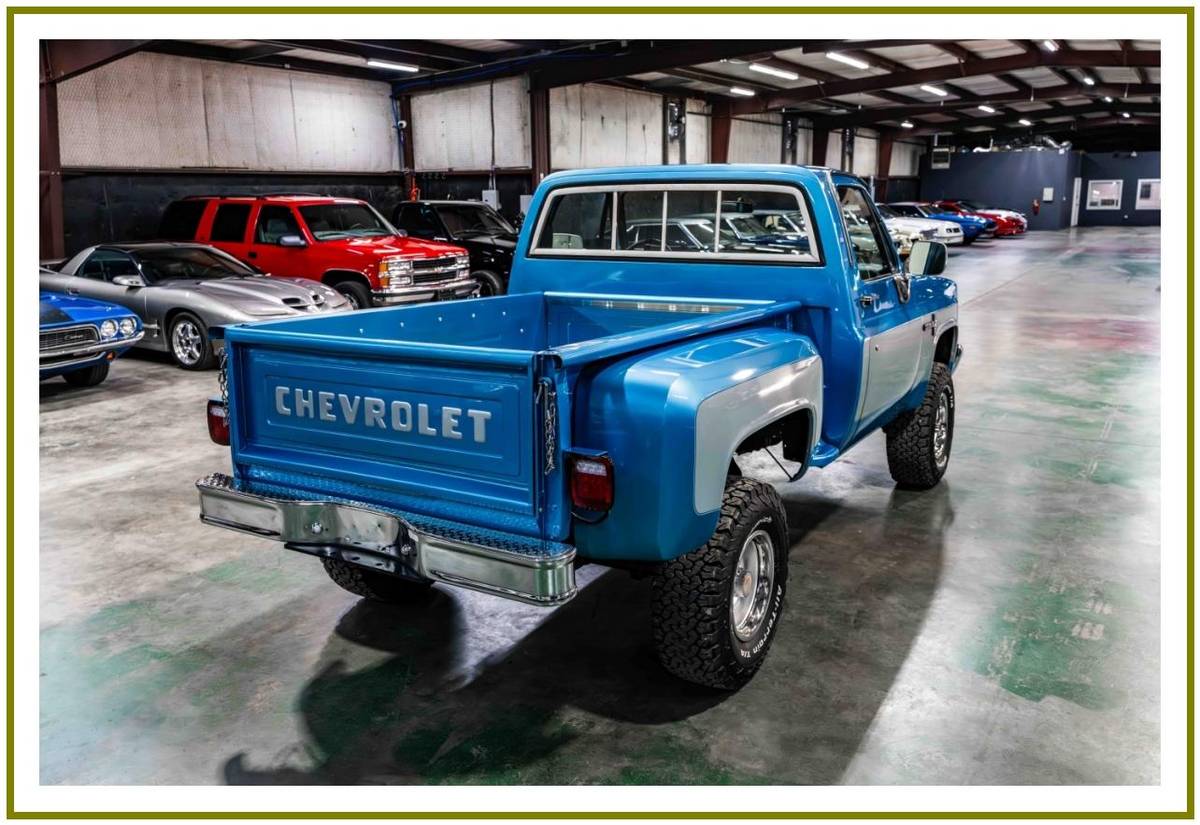 Chevrolet-k10-stepside-1983-blue-13