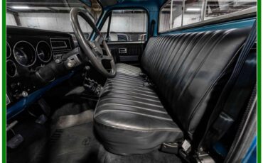 Chevrolet-k10-stepside-1983-blue-16