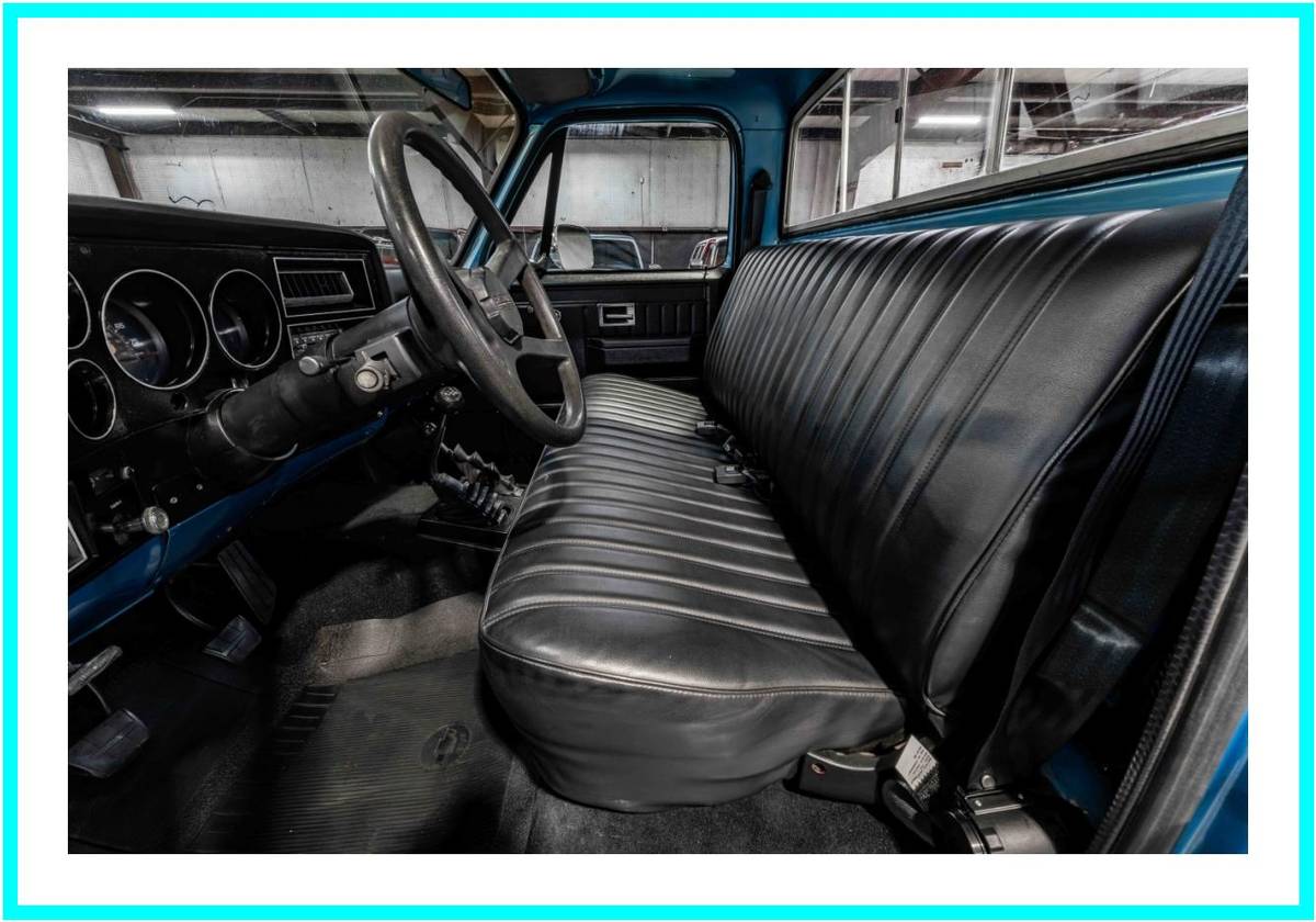 Chevrolet-k10-stepside-1983-blue-26