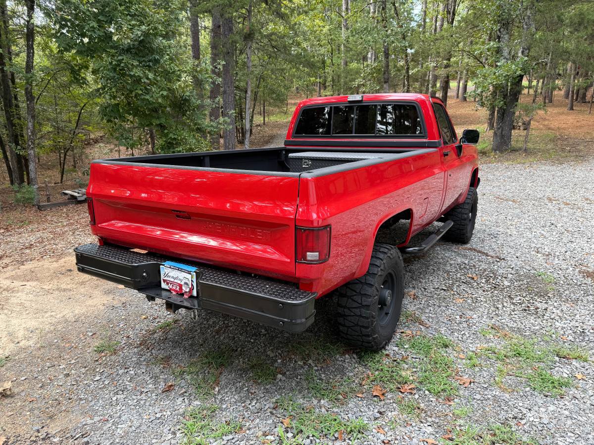 Chevrolet-k20-1986-red-4