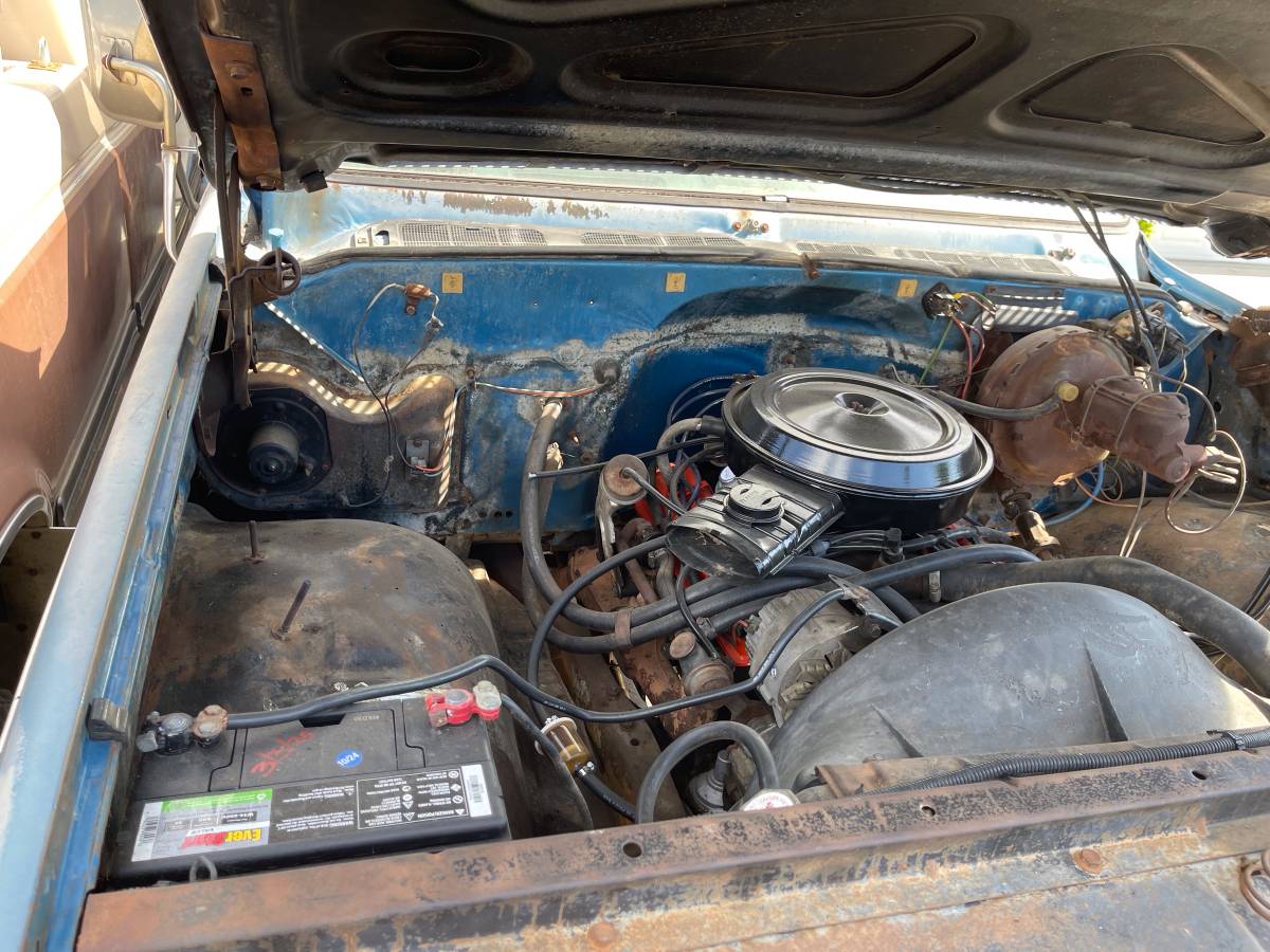 Chevrolet-k20-cheyenne-1978-blue-1