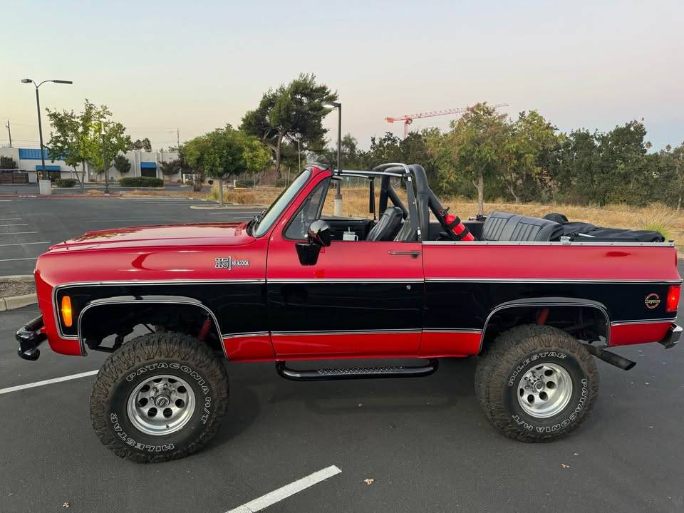Chevrolet-k5-blazer-1973-red-10