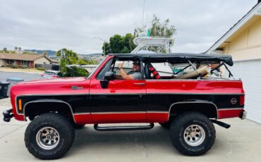 Chevrolet-k5-blazer-1973-red-12