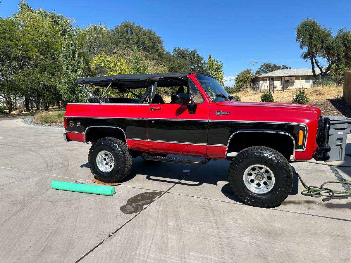 Chevrolet-k5-blazer-1973-red-13