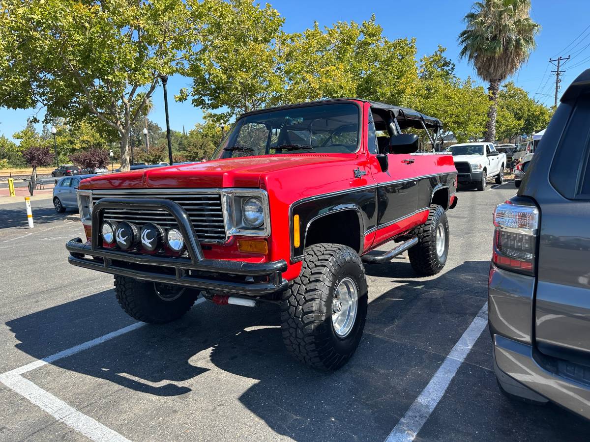 Chevrolet-k5-blazer-1973-red-14