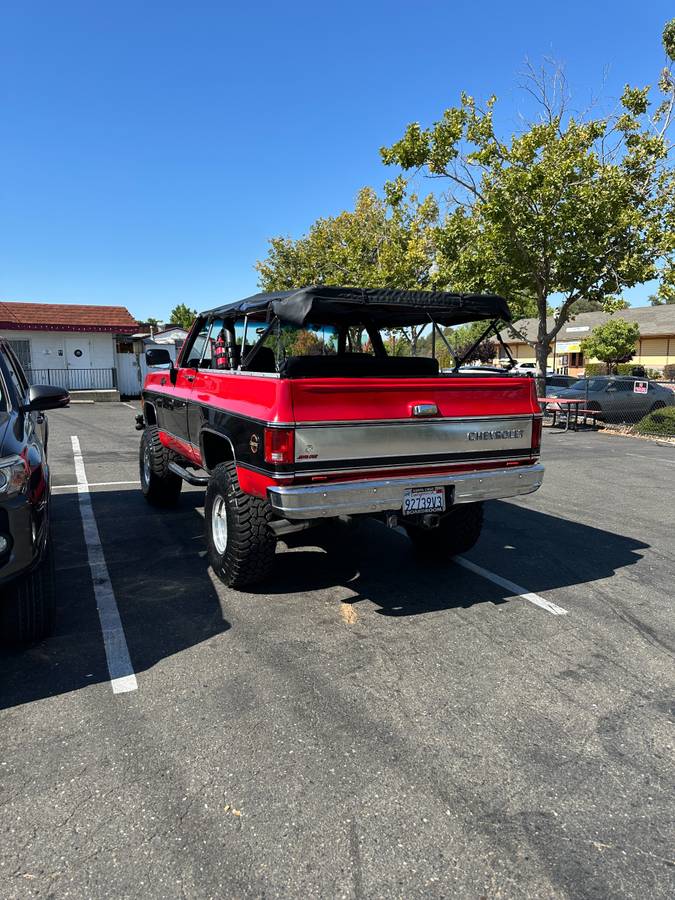 Chevrolet-k5-blazer-1973-red-21