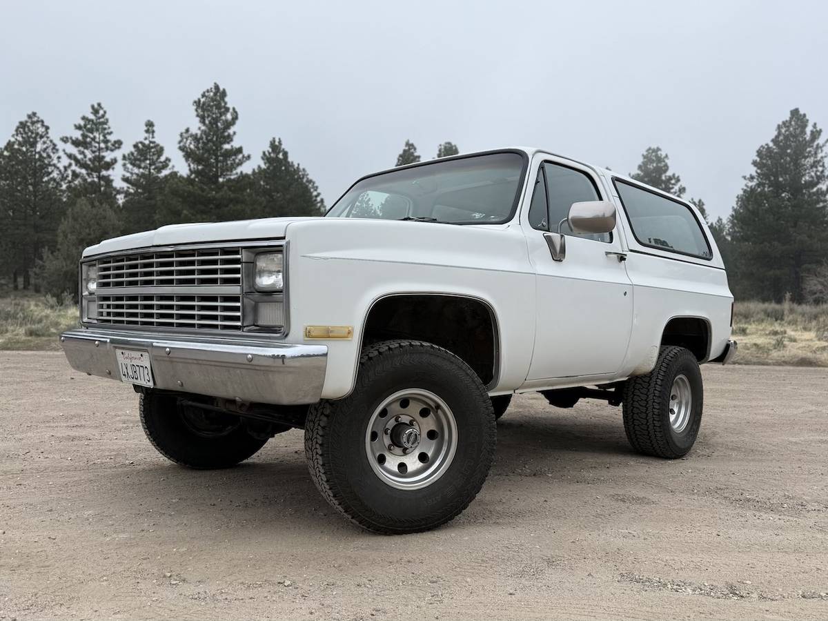 Chevrolet-k5-blazer-1984-white-3
