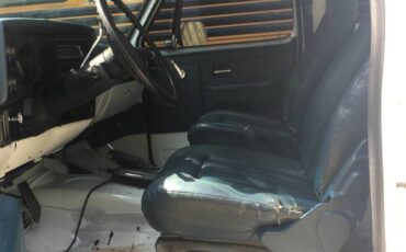 Chevrolet-k5-blazer-1991-white-12