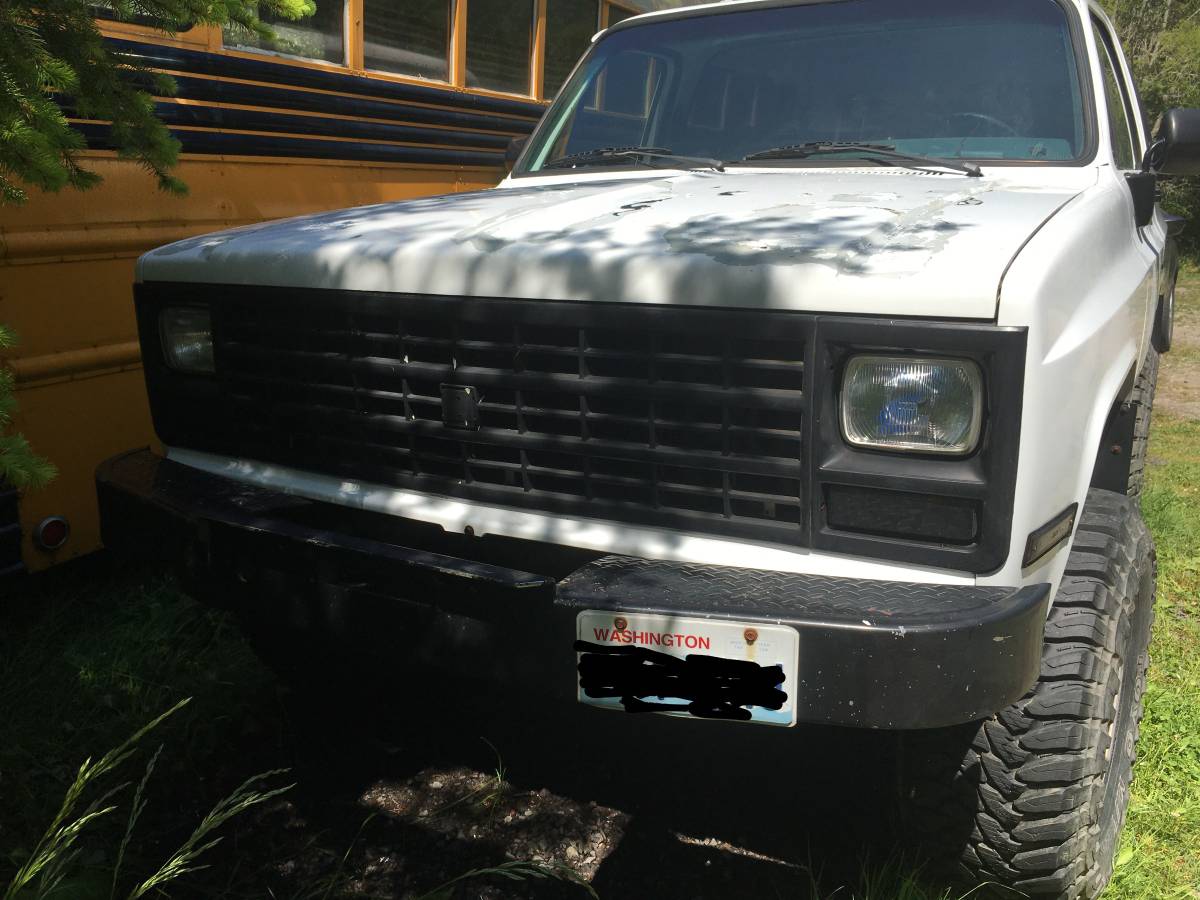 Chevrolet-k5-blazer-1991-white