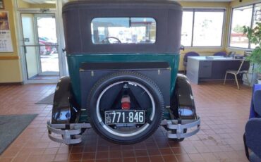 Chevrolet-landau-1926-green-4