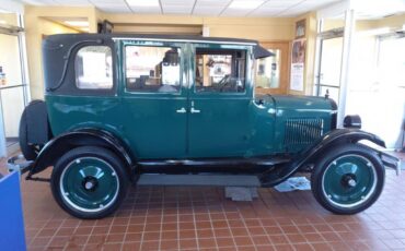 Chevrolet-landau-1926-green-6