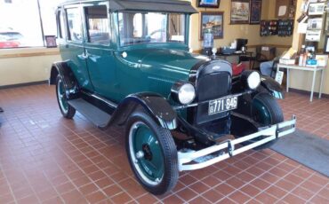 Chevrolet-landau-1926-green-7