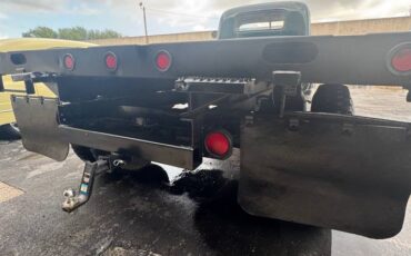 Chevrolet-loadmaster-1948-green-14